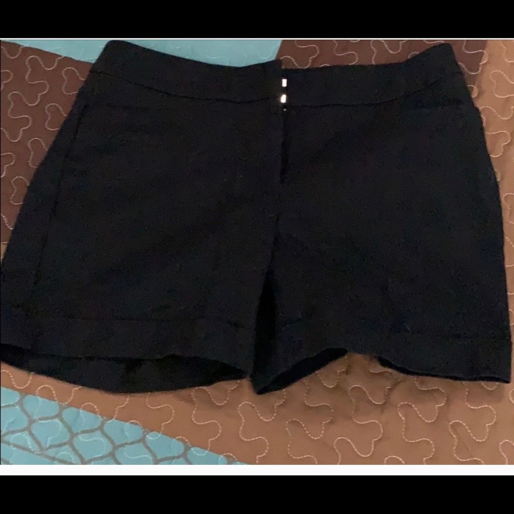 4 pair of APT.9 shorts